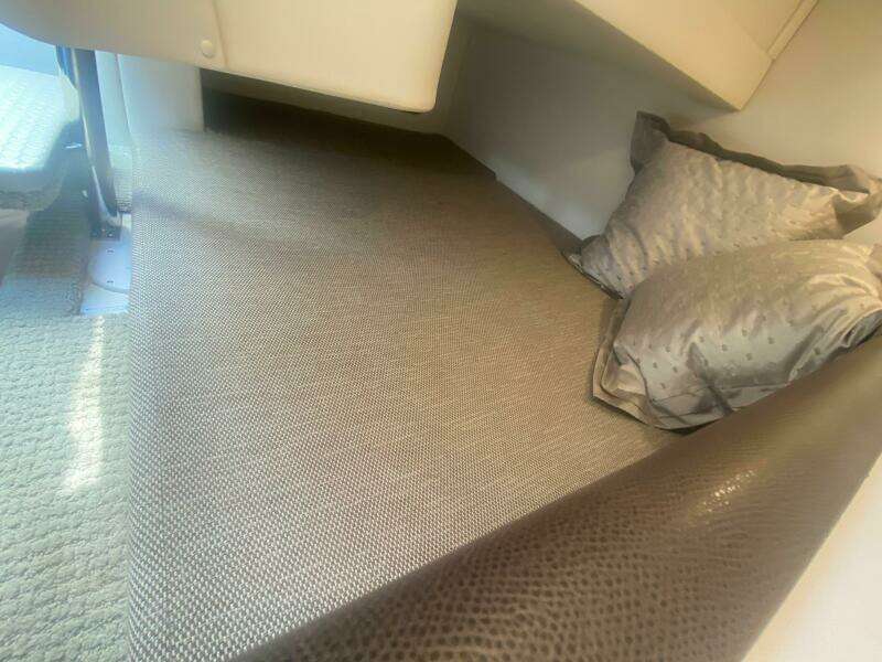 26ft Sea Ray Yacht For Sale