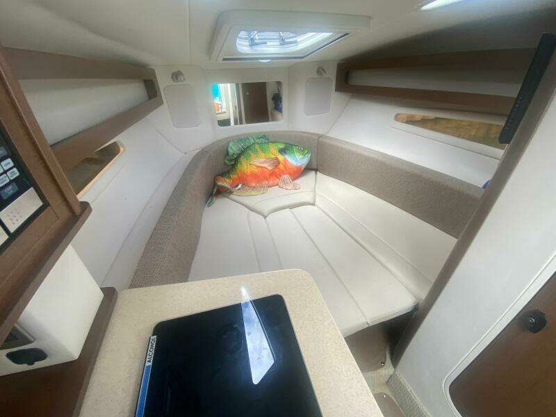 26ft Sea Ray Yacht For Sale