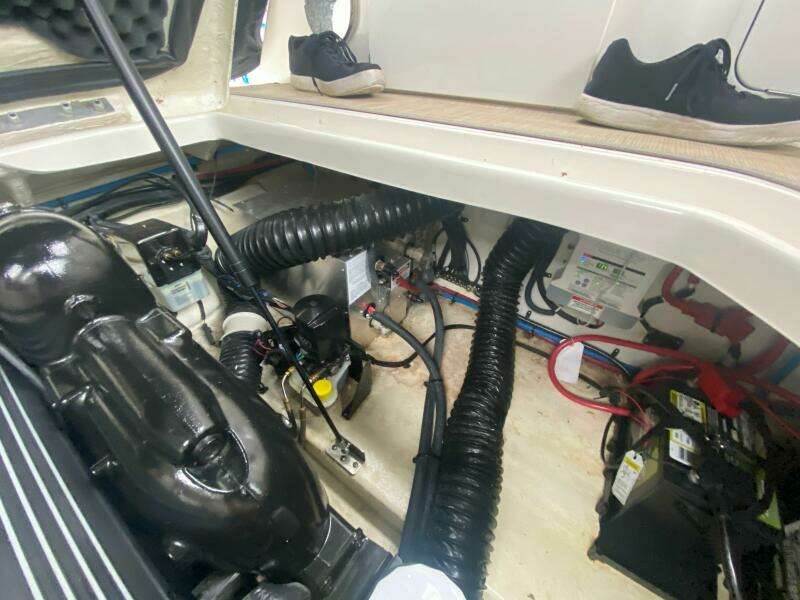 26ft Sea Ray Yacht For Sale