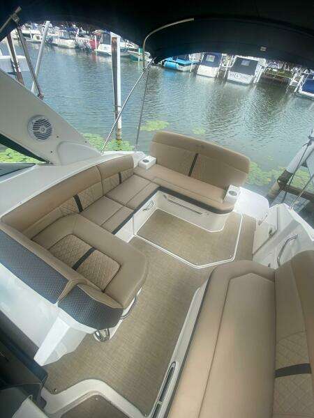 26ft Sea Ray Yacht For Sale