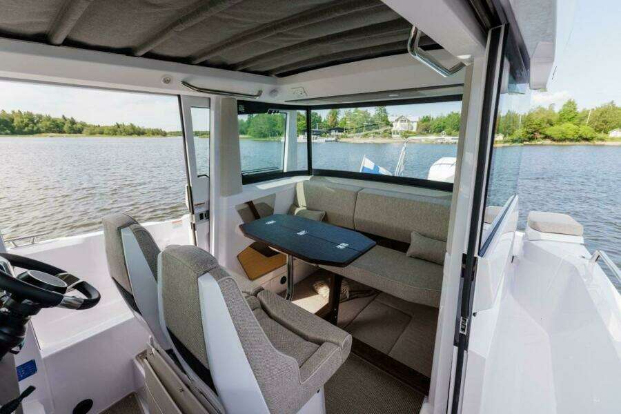 260455 29ft Axopar Yacht For Sale