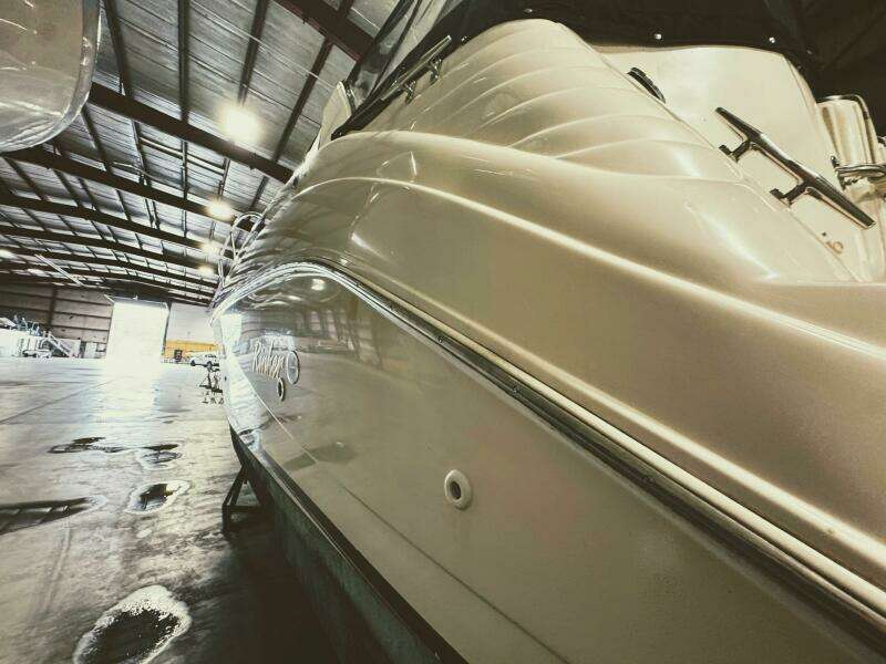 34ft Rinker Yacht For Sale