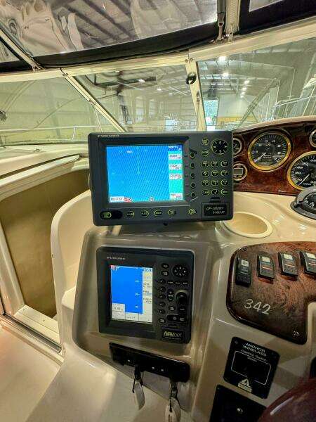34ft Rinker Yacht For Sale