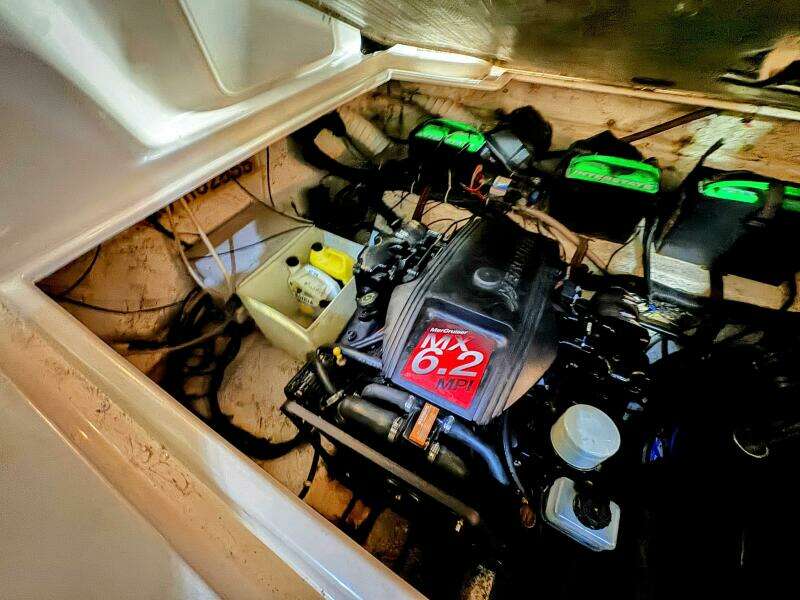 34ft Rinker Yacht For Sale