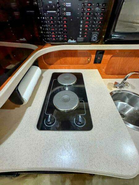 34ft Rinker Yacht For Sale