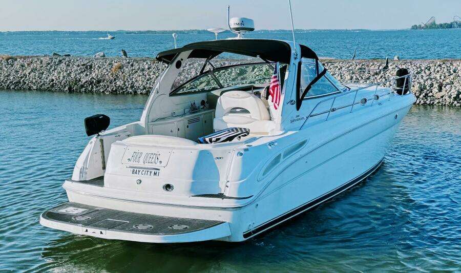 38ft Sea Ray Yacht For Sale