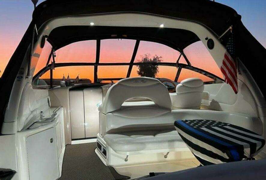 38ft Sea Ray Yacht For Sale