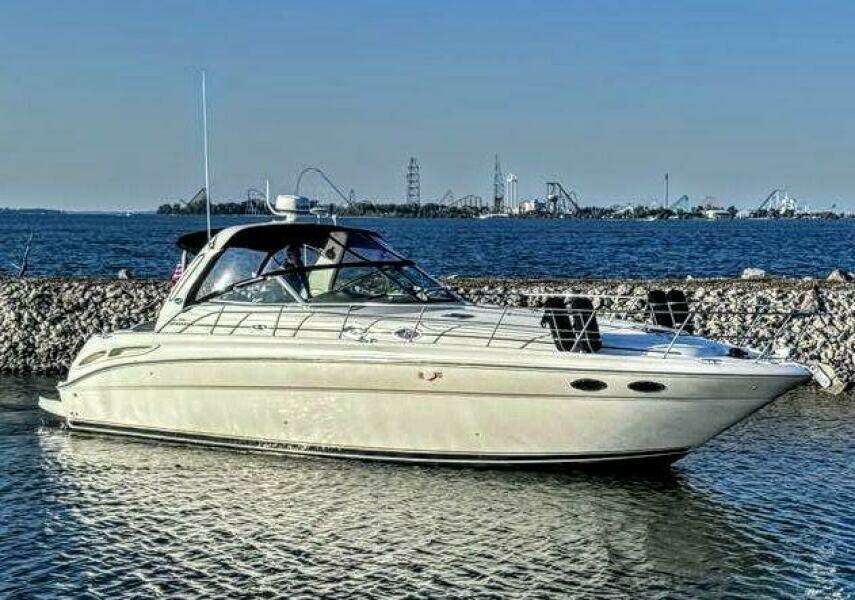 38ft Sea Ray Yacht For Sale