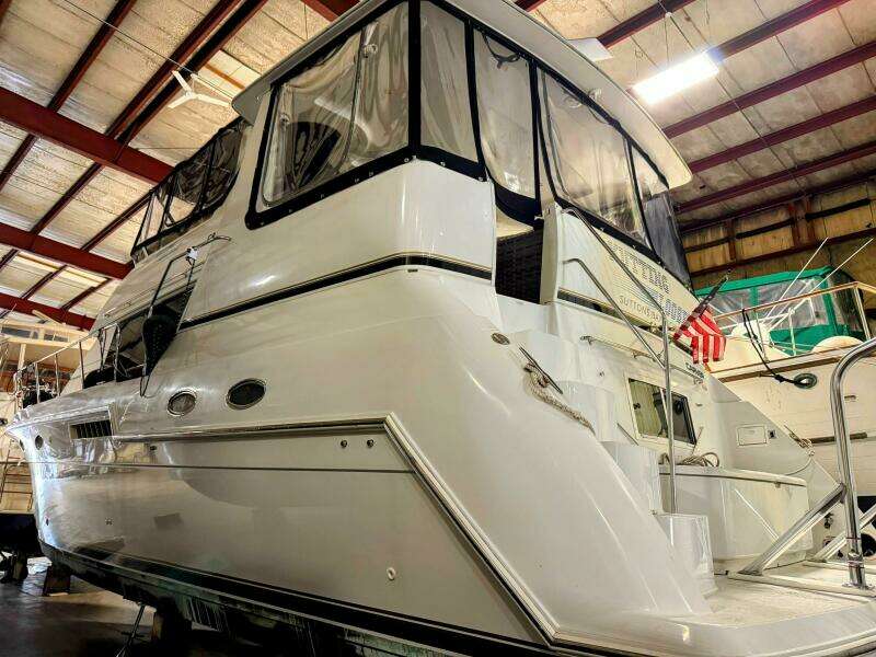 40ft Carver Yacht For Sale
