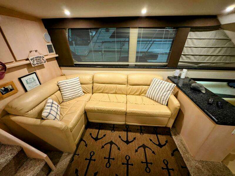 40ft Carver Yacht For Sale