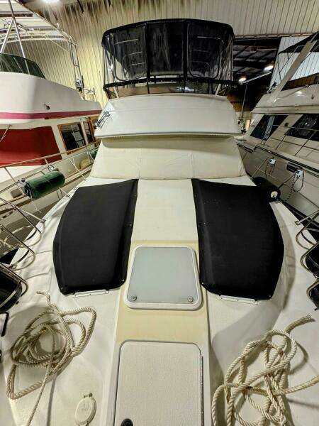 40ft Carver Yacht For Sale