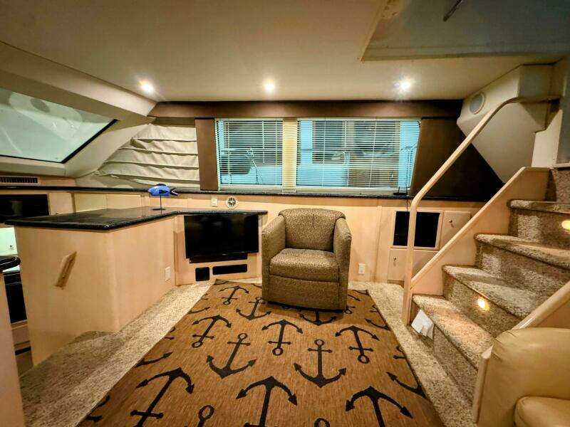 40ft Carver Yacht For Sale