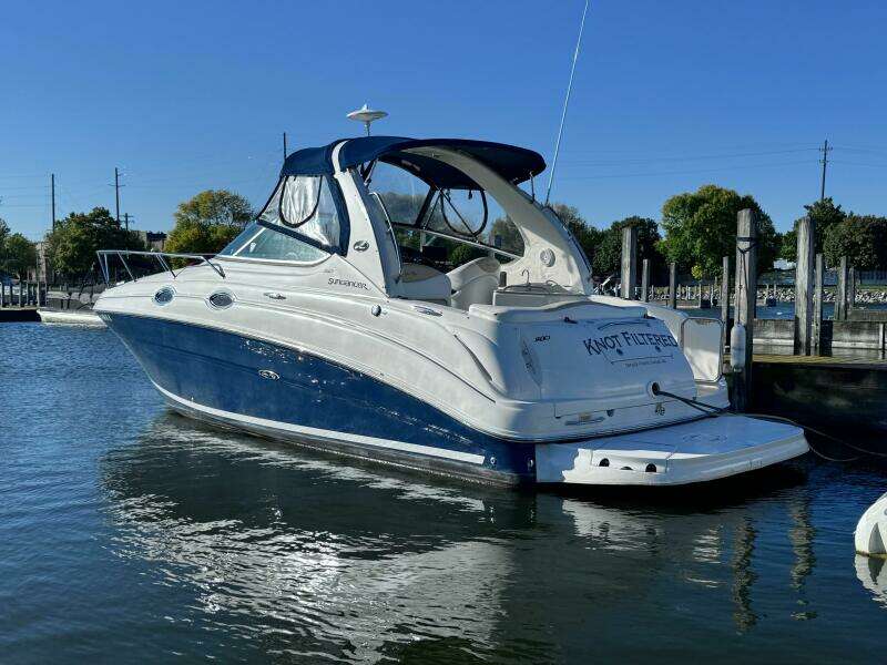 28ft Sea Ray Yacht For Sale