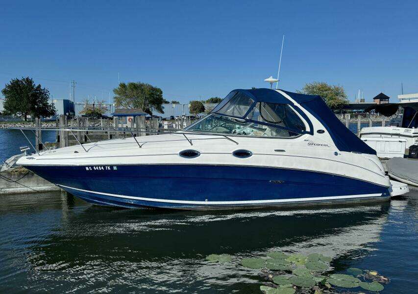 28ft Sea Ray Yacht For Sale