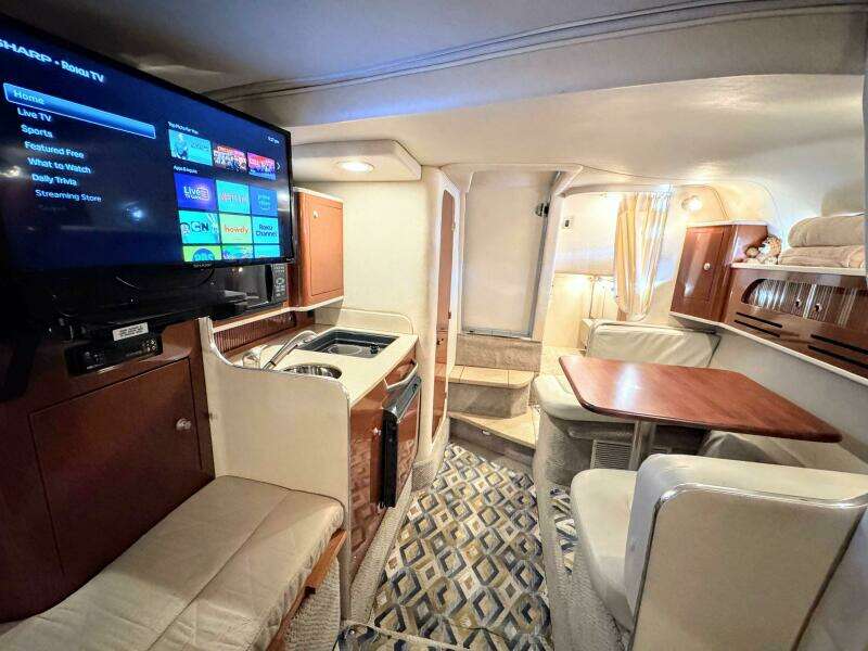 28ft Sea Ray Yacht For Sale