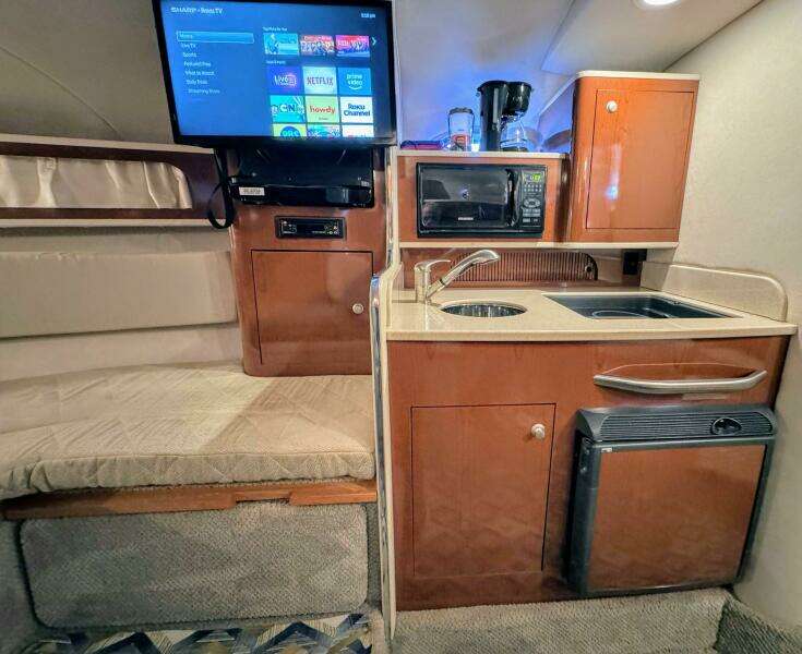 28ft Sea Ray Yacht For Sale