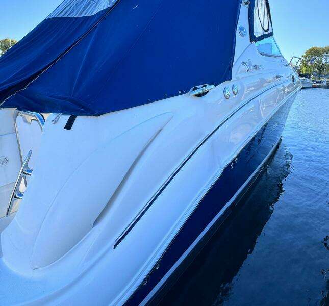 28ft Sea Ray Yacht For Sale