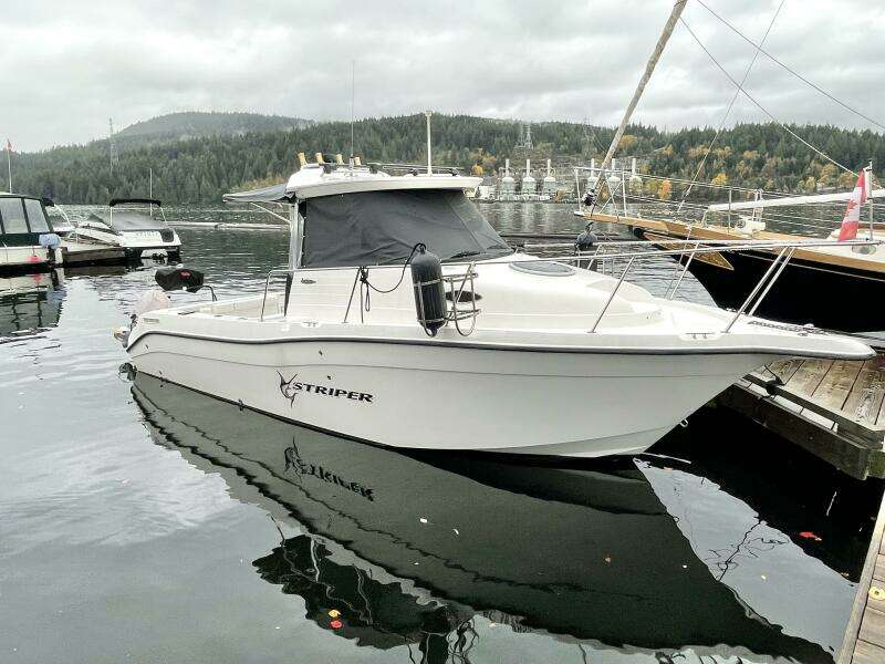 26ft Striper Yacht For Sale