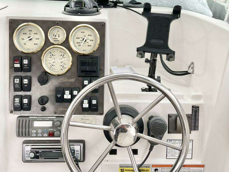 26ft Striper Yacht For Sale