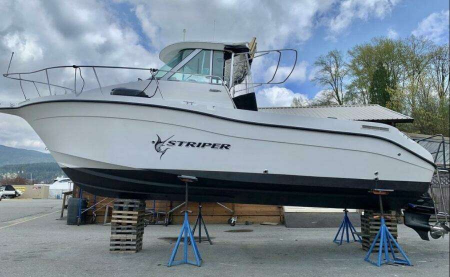 26ft Striper Yacht For Sale
