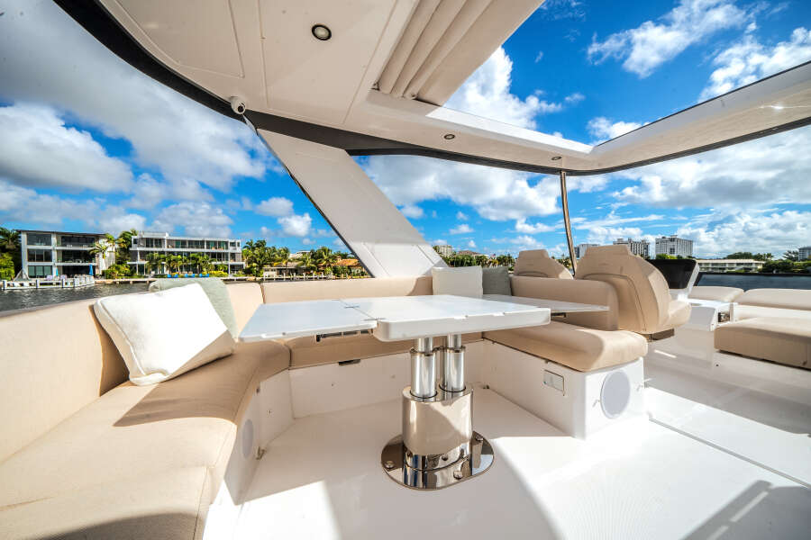 53ft Azimut Yacht For Sale
