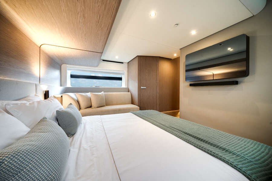 53ft Azimut Yacht For Sale