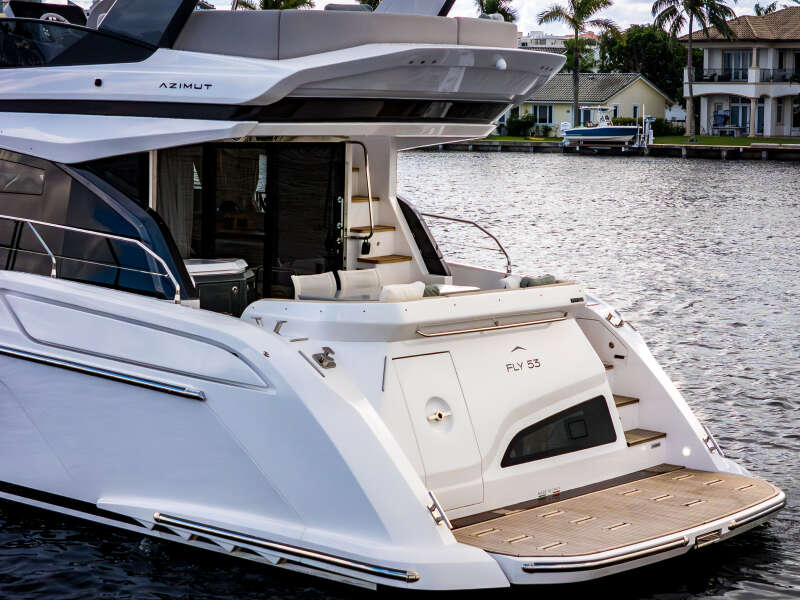 53ft Azimut Yacht For Sale