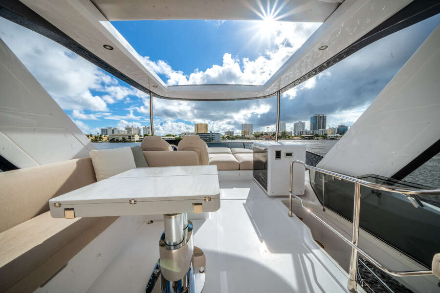 53ft Azimut Yacht For Sale