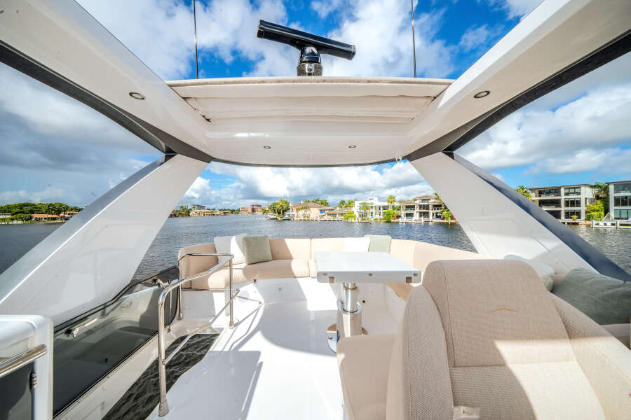 53ft Azimut Yacht For Sale