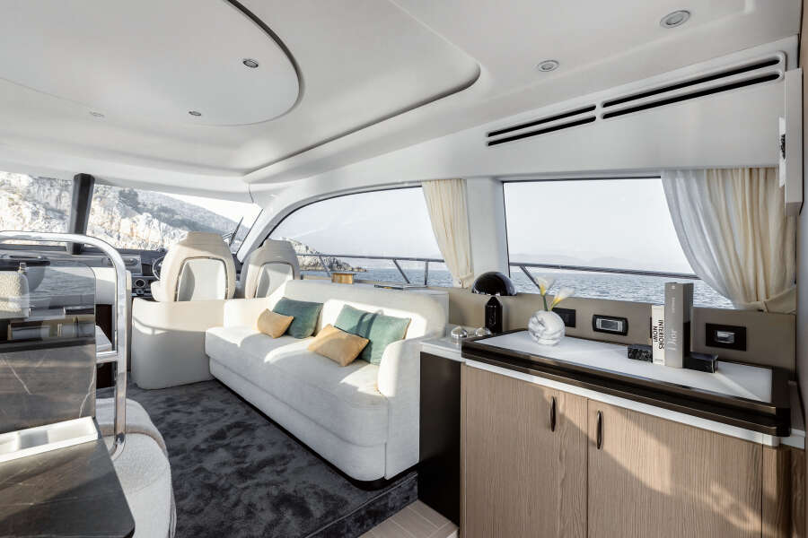 53ft Azimut Yacht For Sale