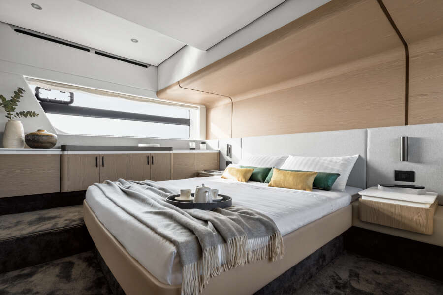 53ft Azimut Yacht For Sale