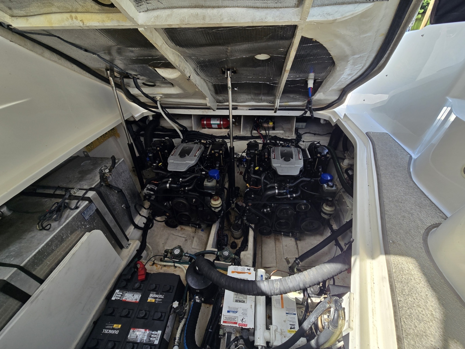 2010 Sea Ray 330 Sundancer