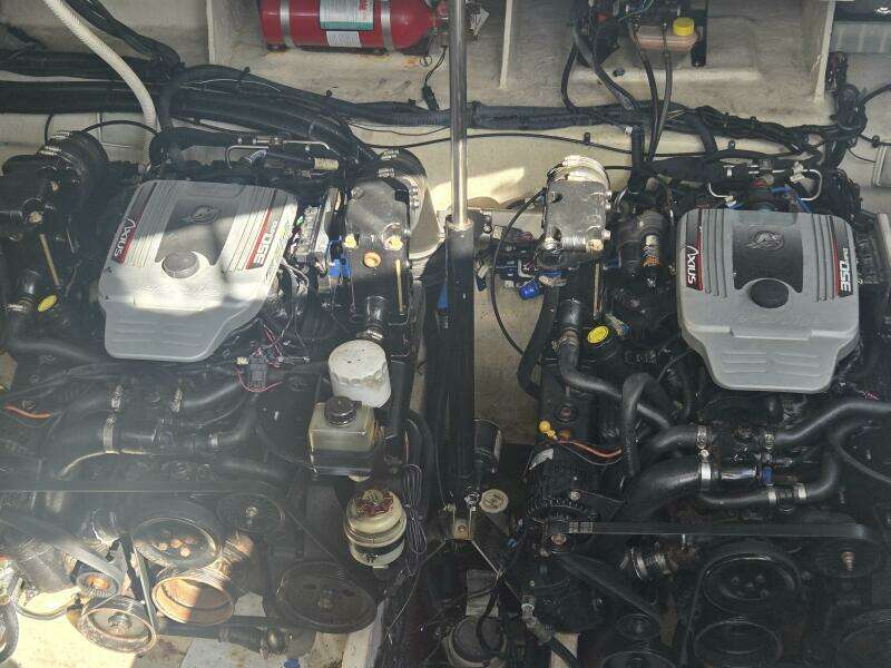 Gib N Tone 35ft Sea Ray Yacht For Sale