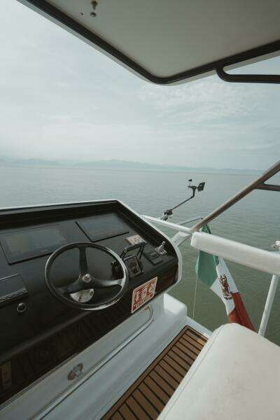Aussie Rules 87ft Oceanfast Yacht For Sale