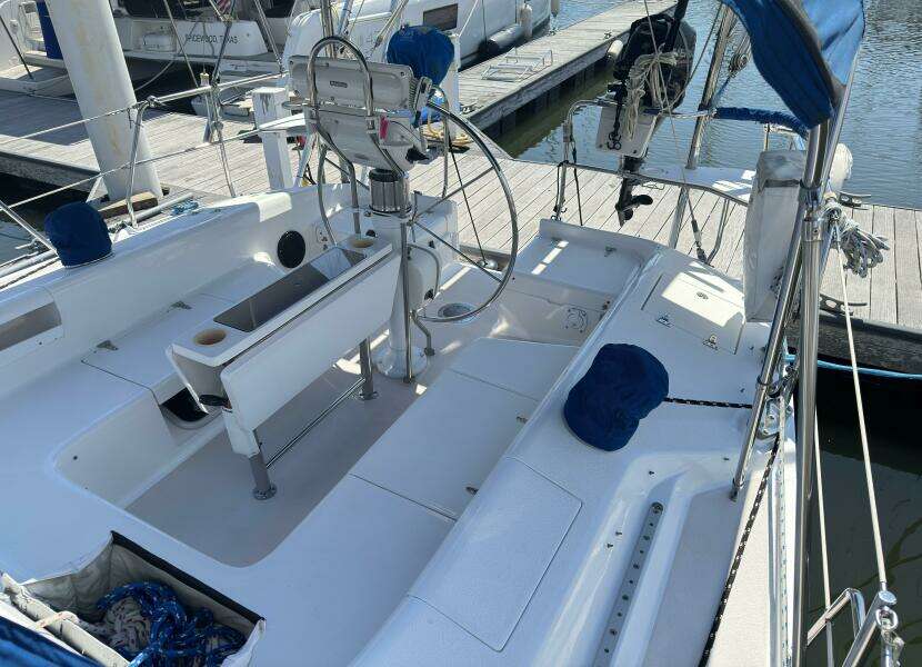 Wannabe 38ft Catalina Yacht For Sale