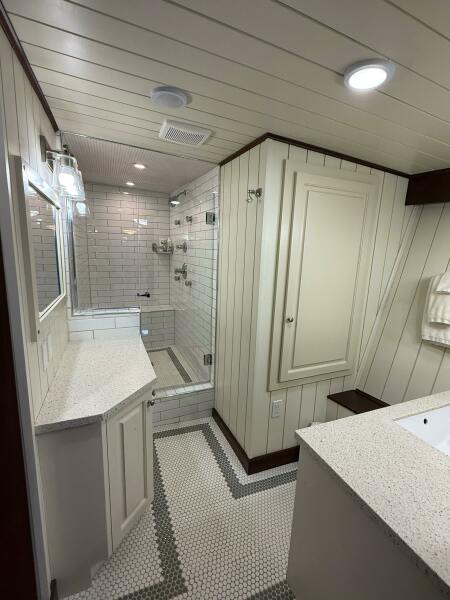 120' 2021 Glovertown Sy 