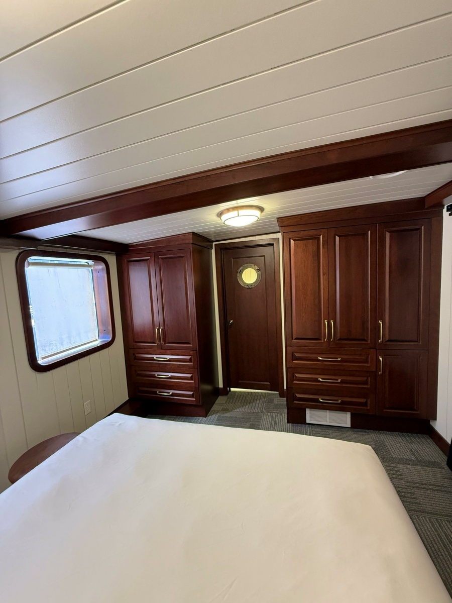 ANNE S PIERCE 120ft Glovertown Sy Yacht For Sale