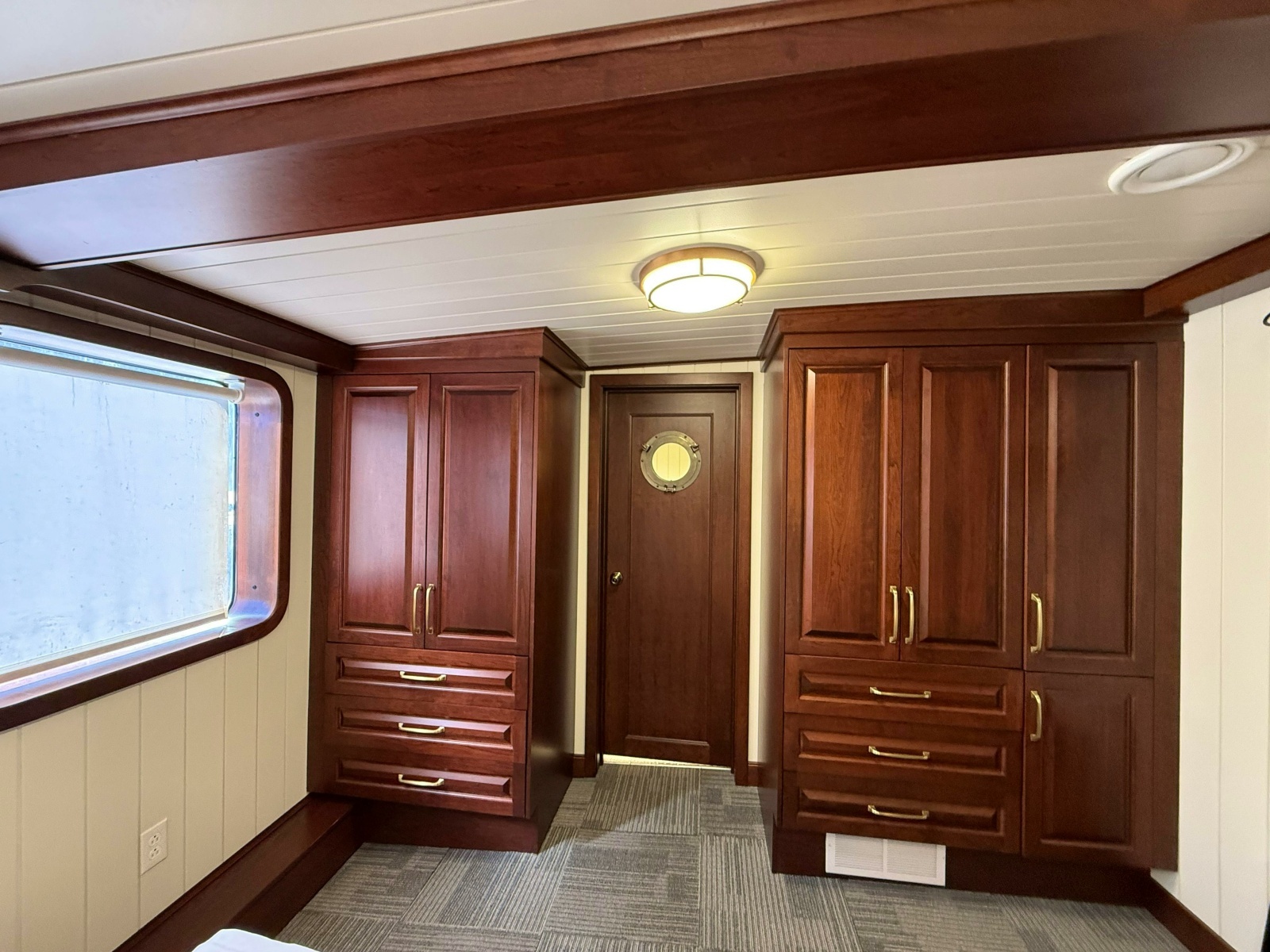 ANNE S PIERCE 120ft Glovertown Sy Yacht For Sale