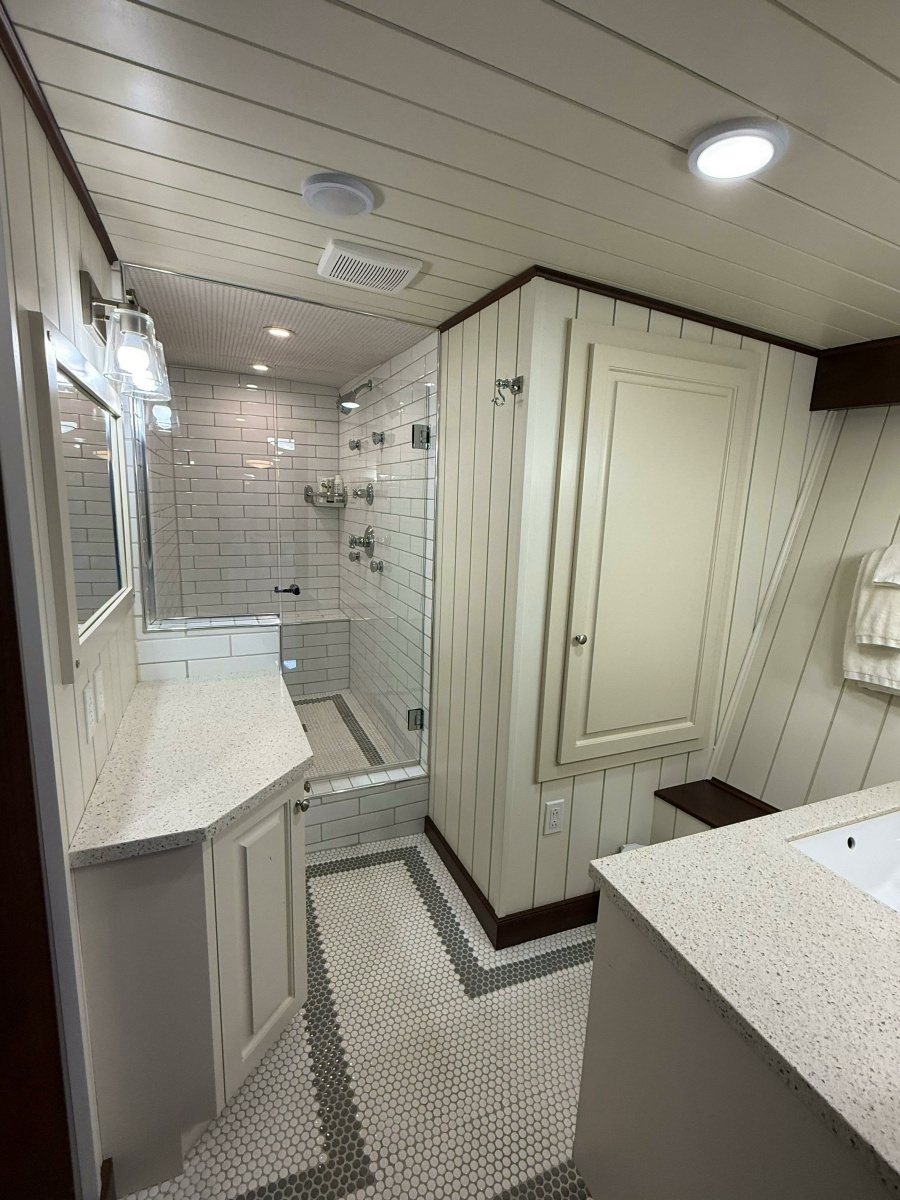 ANNE S PIERCE 120ft Glovertown Sy Yacht For Sale