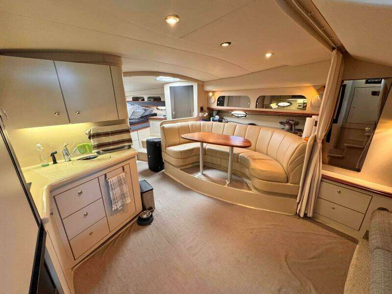 35ft Cruisers Yachts Yacht For Sale 35ft Cruisers Yachts Yacht For Sale