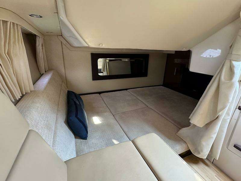 35ft Regal Yacht For Sale