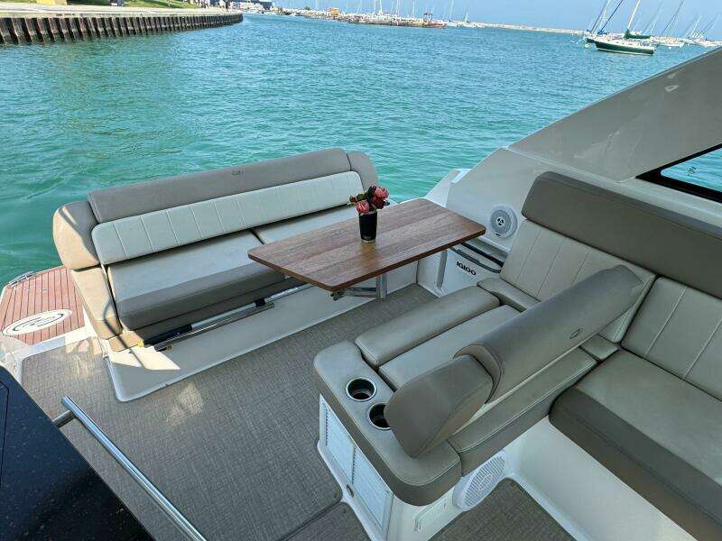 35ft Regal Yacht For Sale