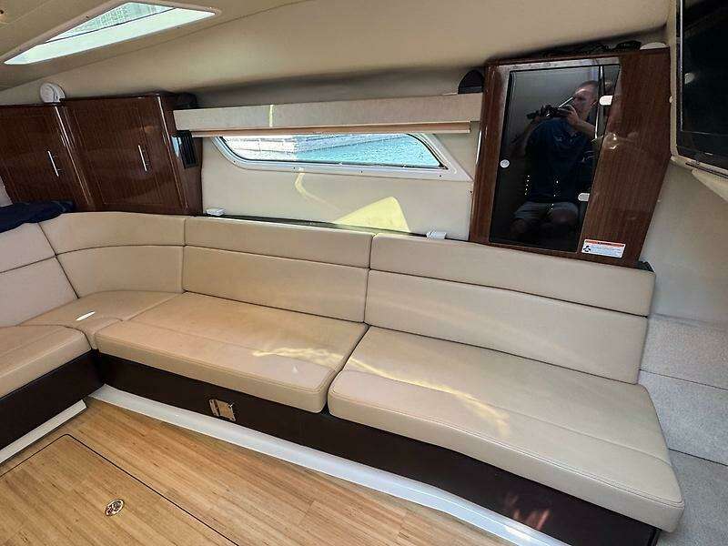 35ft Regal Yacht For Sale