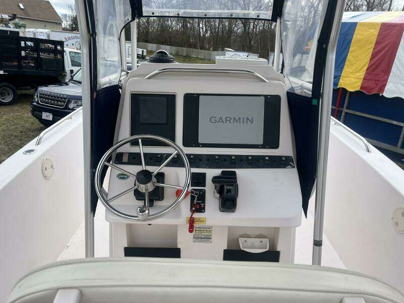 22ft Grady White Yacht For Sale