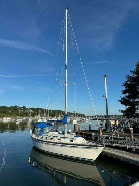 33ft Endeavour Yacht For Sale