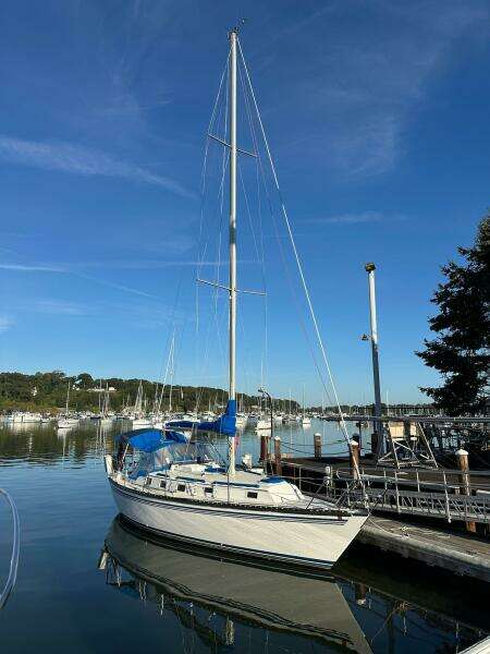 33ft Endeavour Yacht For Sale