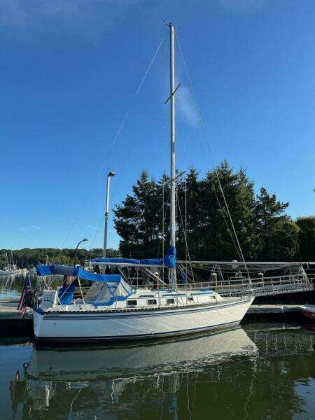 33ft Endeavour Yacht For Sale