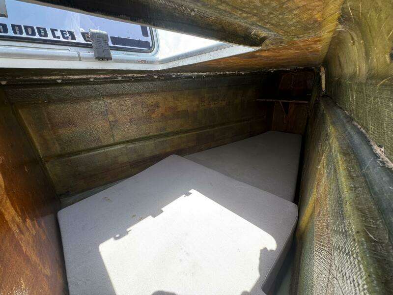 Wanderlust 40ft Lagoon Yacht For Sale