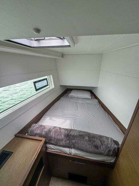 Wanderlust 40ft Lagoon Yacht For Sale