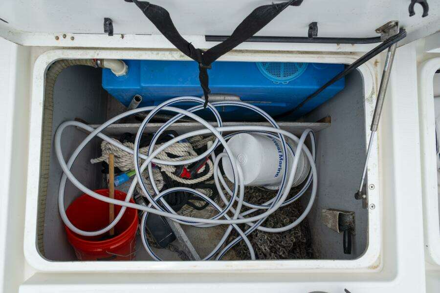 Wanderlust 40ft Lagoon Yacht For Sale